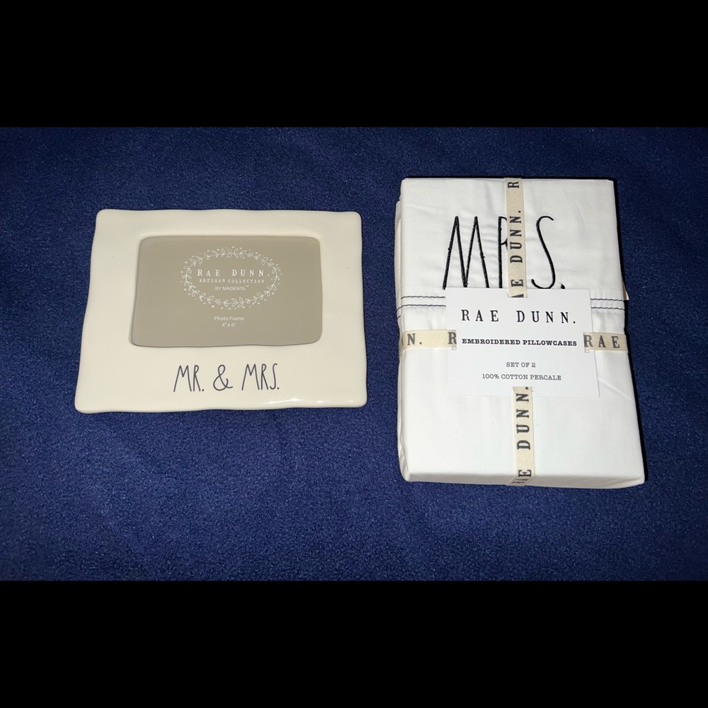 Rae Dunn Mr&Mrs set